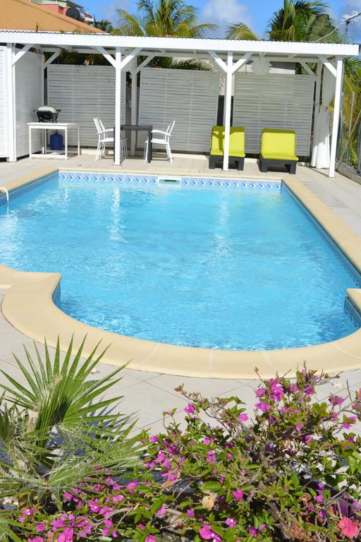 Villa Amethyste Avec Grande Piscine Privee, Jardin Clos, Parking Prive Le Robert Exterior foto